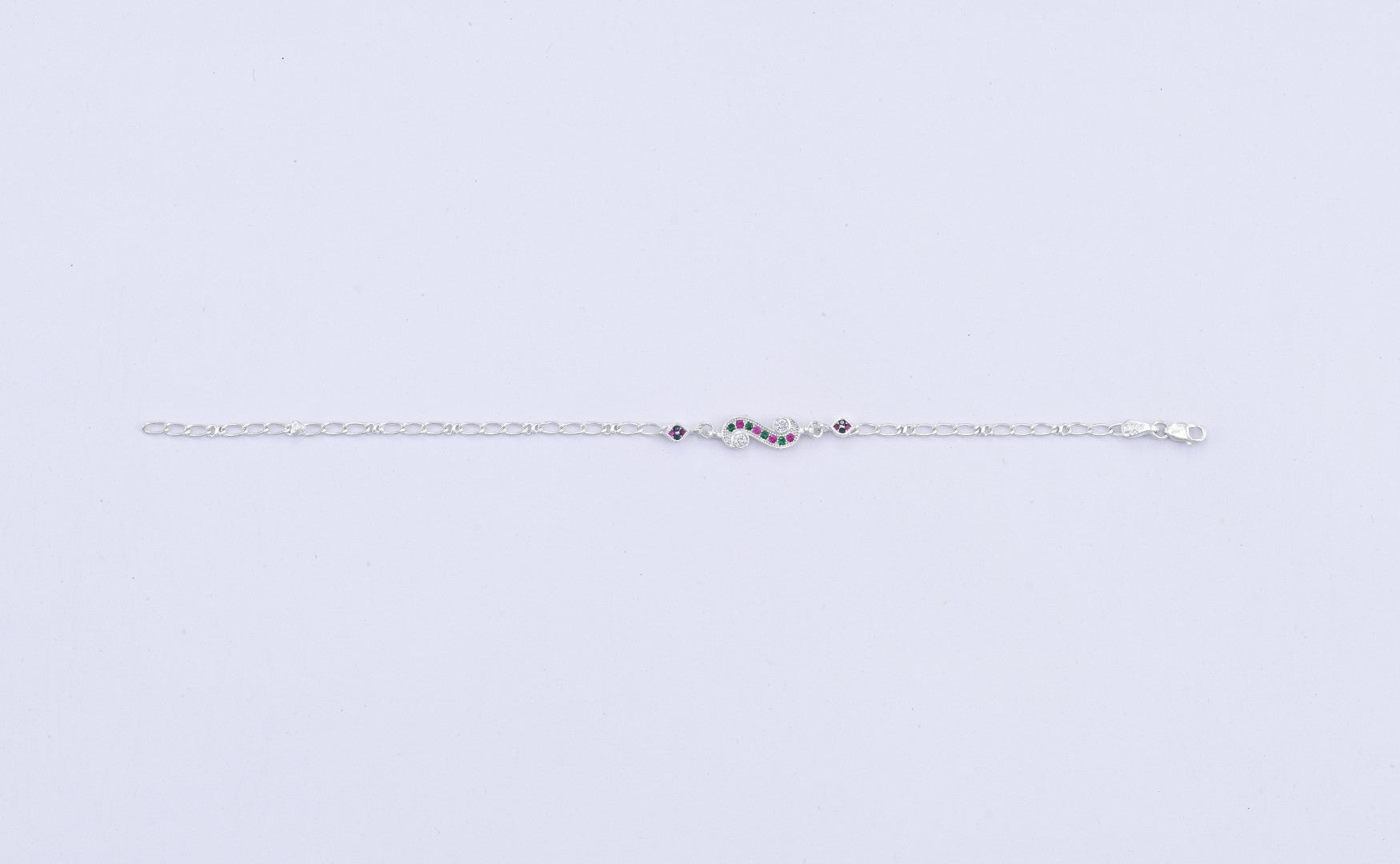 Multicolor Center Motif Bracelet